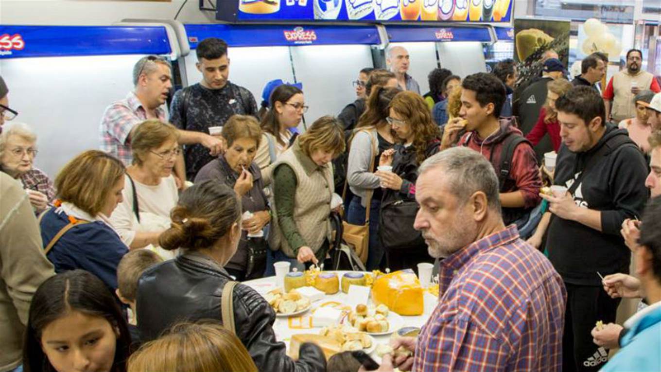 Degustación de quesos argentinos en la Semana del Queso