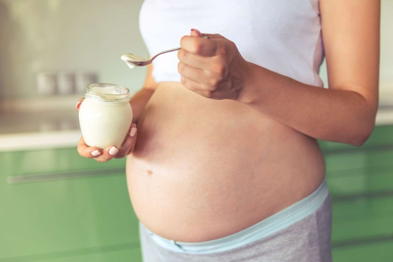 Quesos que NO debes comer durante el embarazo